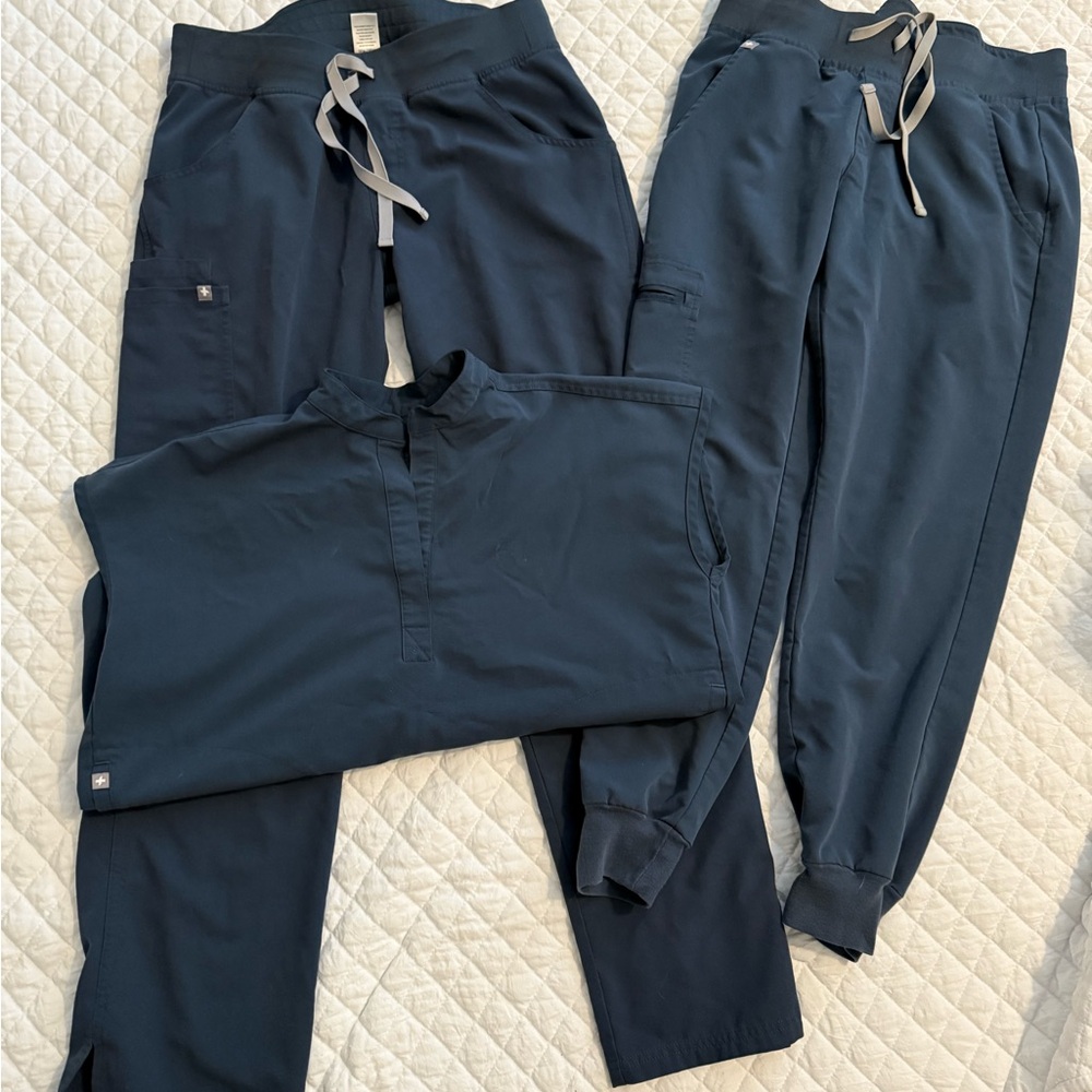 Figs harbor blue scrub set sold all together